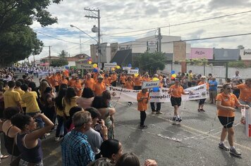 Foto - Desfile Cívico - 69º Aniversário de Cerquilho 