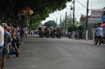 Foto - Desfile Cívico - 69º Aniversário de Cerquilho 