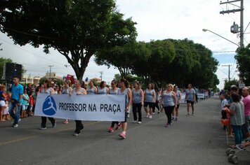 Foto - Desfile Cívico - 69º Aniversário de Cerquilho 