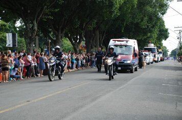 Foto - Desfile Cívico - 69º Aniversário de Cerquilho 