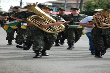 Foto - Desfile Cívico - 69º Aniversário de Cerquilho 