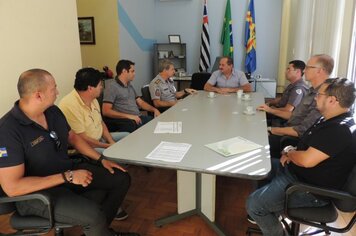 Autoridades de Cerquilho se reúnem com comandantes da Polícia Militar