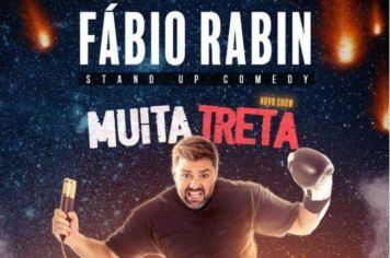 Teatro Municipal recebe show de stand up de Fábio Rabin