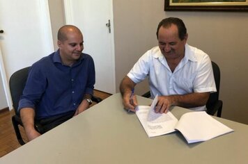 Prefeito Aldo recebe visita do Gerente Geral da Caixa Econômica Federal