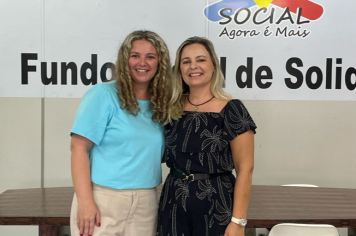 Na última quinta-feira, a Presidente do Fundo Social de Cerquilho Vânia Scudeler Pilon, recebeu com alegria a visita da Primeira Dama e Presidente do Fundo Social de Tietê, Daniele Antunes Regonha. Confira!