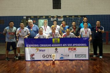 Handebol cerquilhense conquista terceiro lugar no Campeonato Paulista