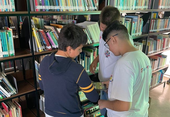 A Biblioteca Municipal está de portas abertas novamente!