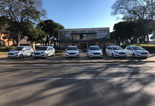 Prefeitura de Cerquilho compra mais seis novos veículos e vários equipamentos