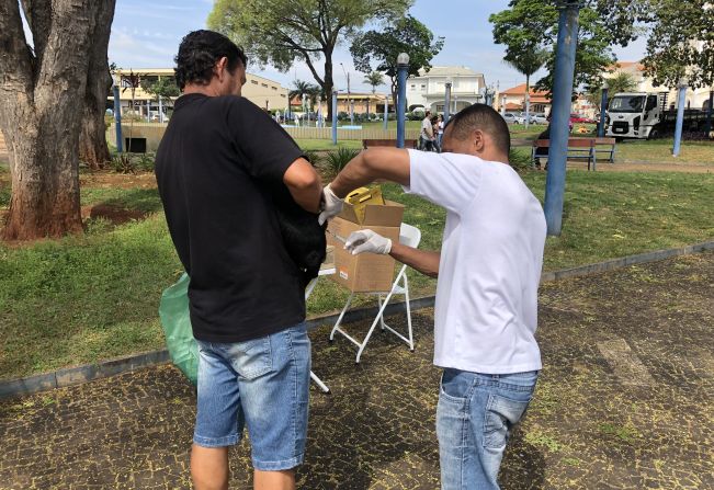 Prefeitura de Cerquilho realiza mais um dia de vacinação contra a raiva e orienta sobre a Febre Maculosa