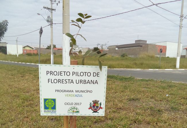 Cerquilho segue implantando Projeto de Floresta Urbana