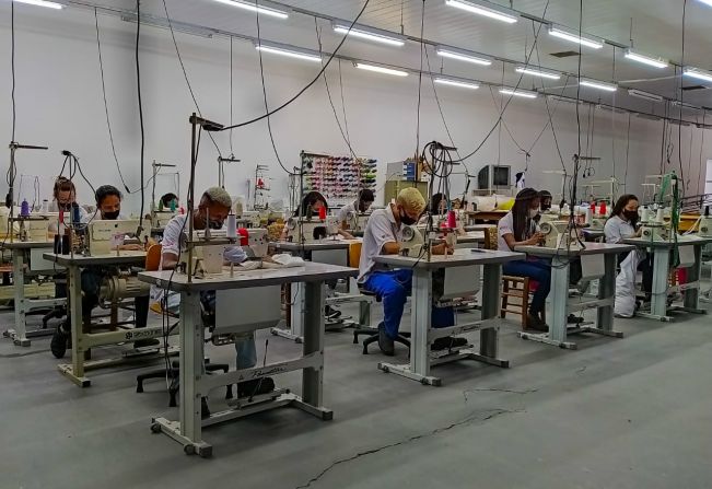 Prefeitura de Cerquilho e Senai abrem cursos gratuitos na área de Costura Industrial