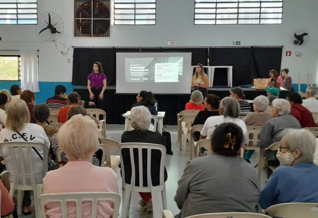 Prefeitura de Cerquilho, por meio da Equipe Técnica do CRAS Cidade das Rosas e CRAS Cerquilho e em parceria com o SICRED organiza palestra com o tema “Proteção Financeira” para os participantes do Serviço de Convivência e Fortalecimento de Vínculos para P