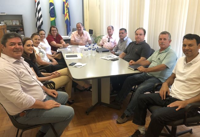 Prefeito Aldo recebe visita da nova diretoria da Santa Casa de Cerquilho